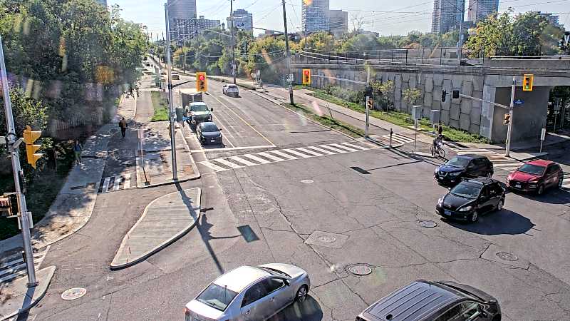 Traffic camera image at 2025-09-16 20:05:57