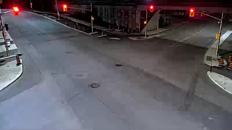 Traffic camera image at 2025-05-09 05:45:47