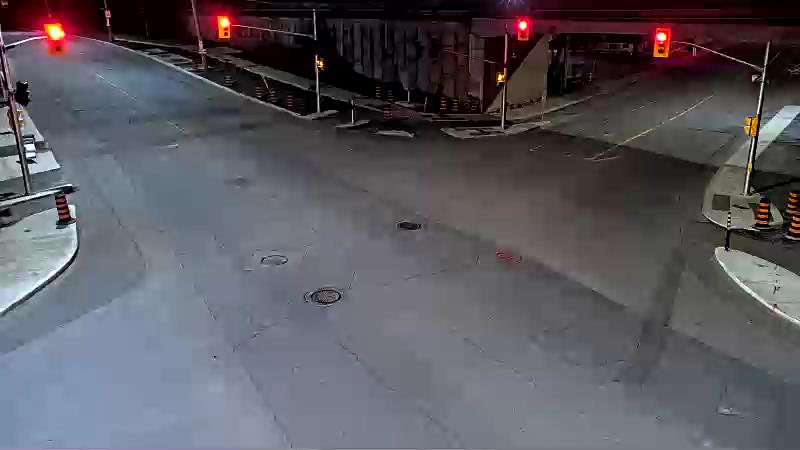Traffic camera image at 2025-05-09 06:25:40