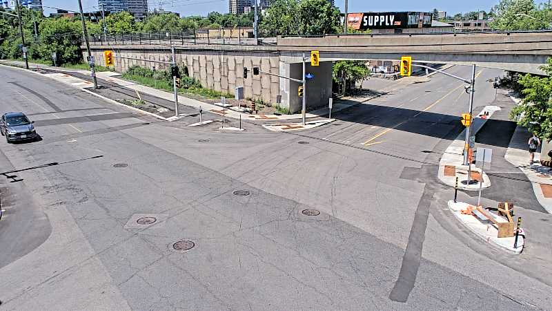 Traffic camera image at 2025-06-30 16:26:06