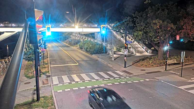 Traffic camera image at 2025-08-25 03:11:08