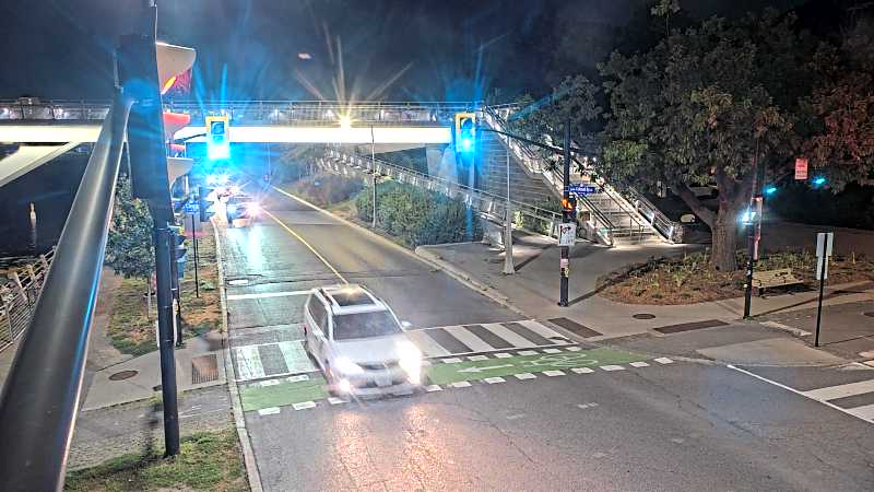 Traffic camera image at 2025-08-25 03:45:59