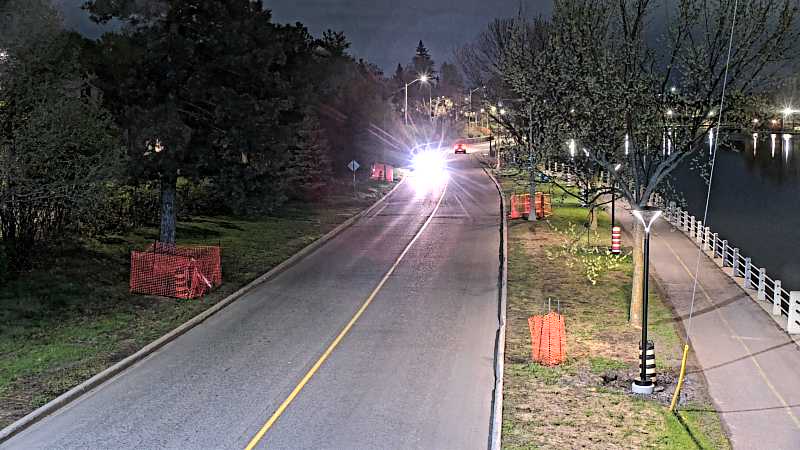 Traffic camera image at 2025-05-09 05:45:47