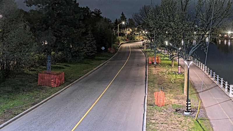 Traffic camera image at 2025-05-09 06:40:42