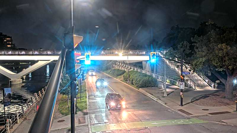 Traffic camera image at 2025-07-06 02:20:58