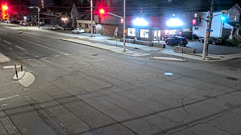 Traffic camera image at 2025-08-25 00:40:57