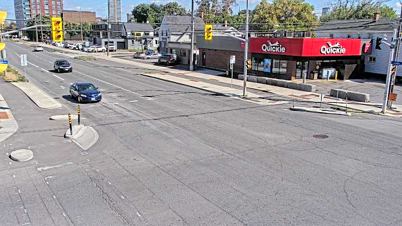 Traffic camera image at 2025-09-14 17:56:10