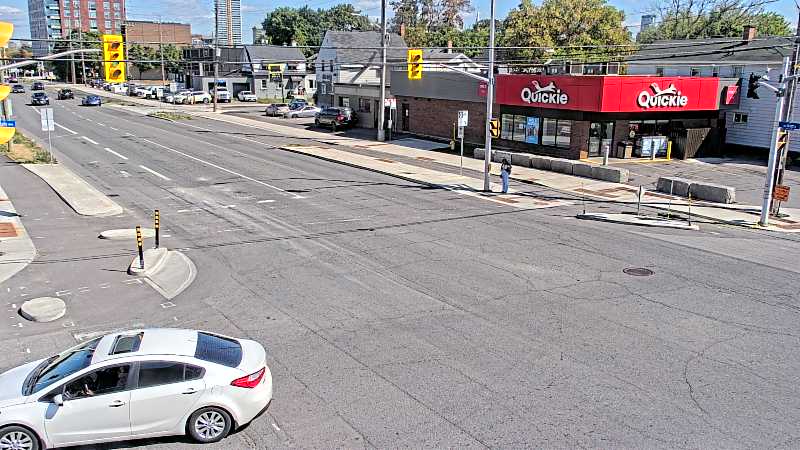 Traffic camera image at 2025-09-14 18:01:22