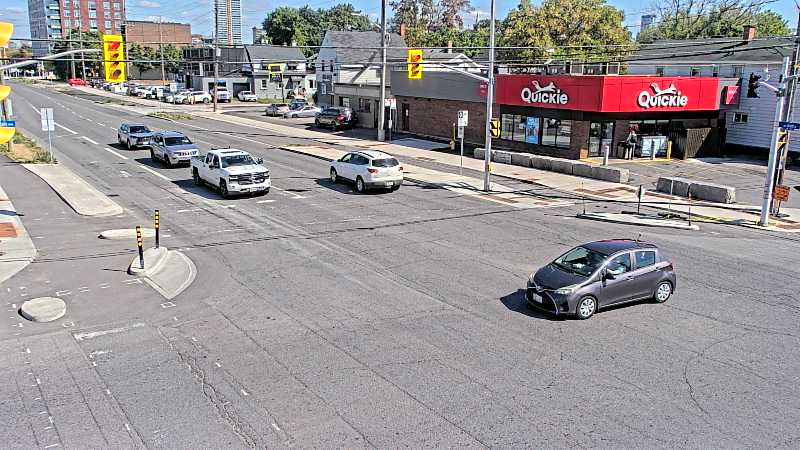 Traffic camera image at 2025-09-14 18:06:10