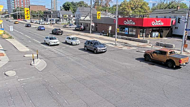 Traffic camera image at 2025-09-14 18:16:05