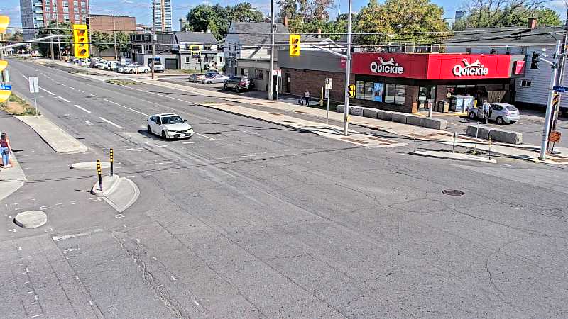 Traffic camera image at 2025-09-14 18:21:02