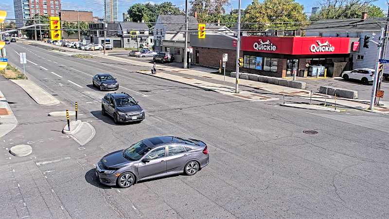 Traffic camera image at 2025-09-14 18:26:07