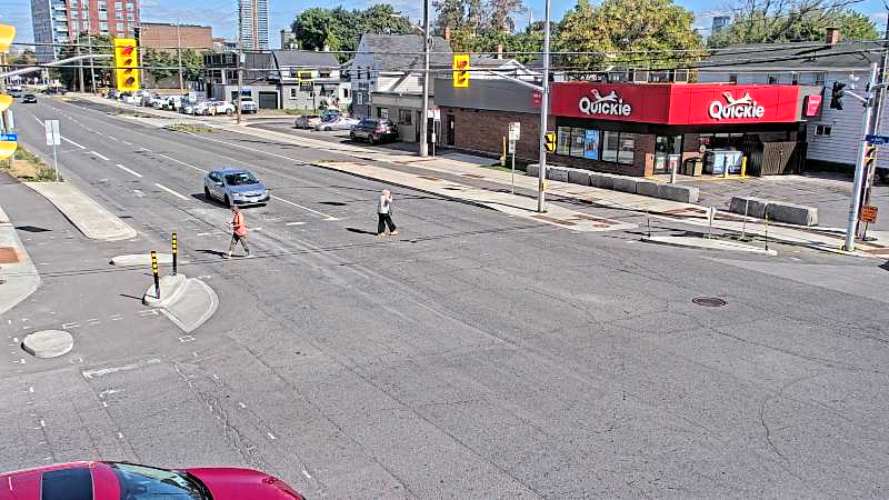 Traffic camera image at 2025-09-14 18:51:05