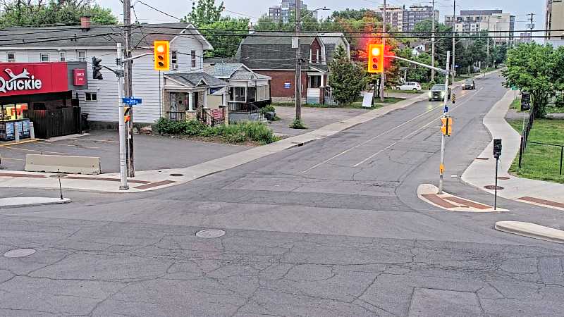 Traffic camera image at 2025-06-09 09:26:32