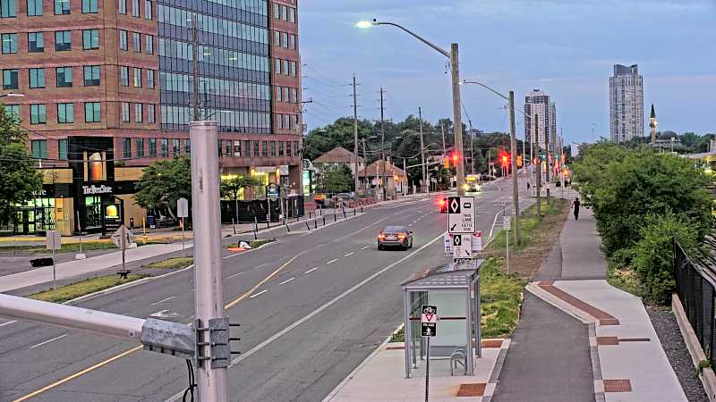 Traffic camera image at 2025-07-01 01:01:22