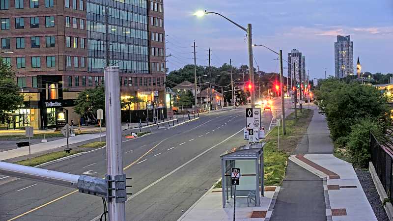 Traffic camera image at 2025-07-01 01:11:10