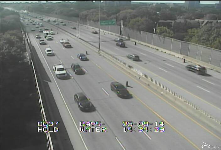 Traffic camera image at 2025-09-14 18:35:57