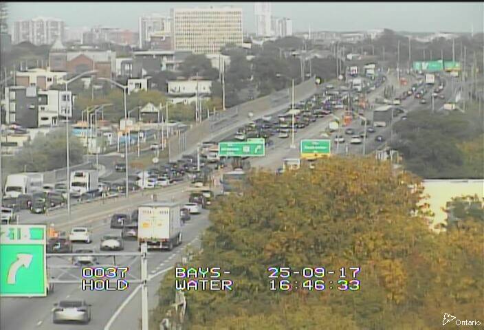 Traffic camera image at 2025-09-17 20:46:04