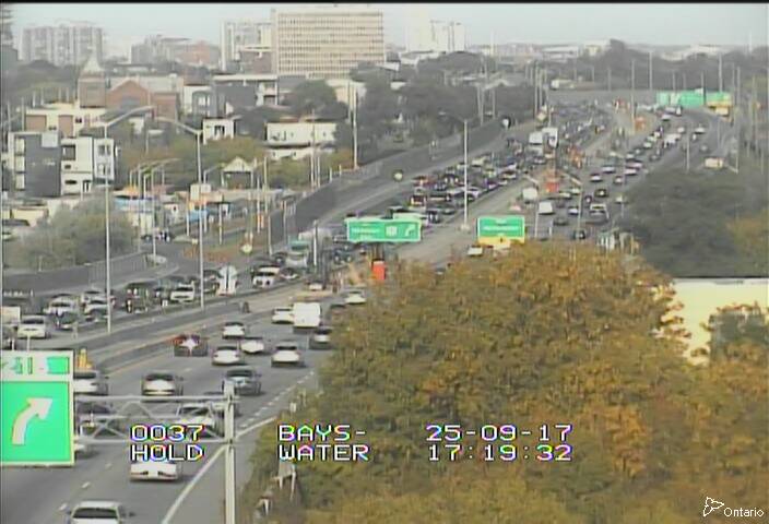 Traffic camera image at 2025-09-17 21:20:55