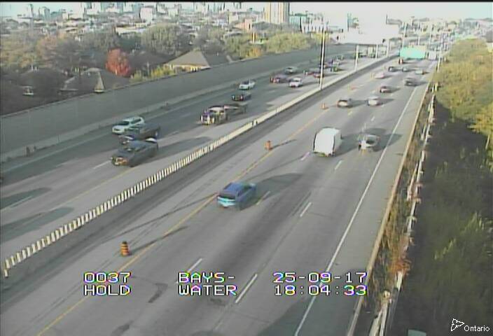 Traffic camera image at 2025-09-17 22:06:07