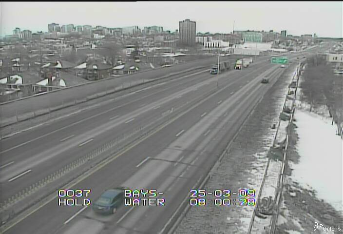 Traffic camera image at 2025-03-09 13:05:51