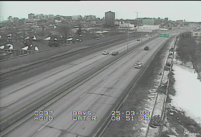 Traffic camera image at 2025-03-09 13:56:07