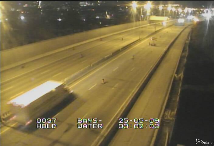 Traffic camera image at 2025-05-09 07:05:43