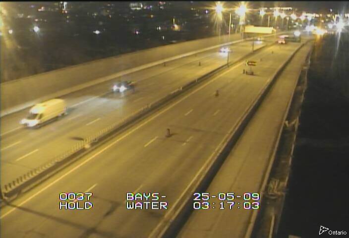 Traffic camera image at 2025-05-09 07:20:45