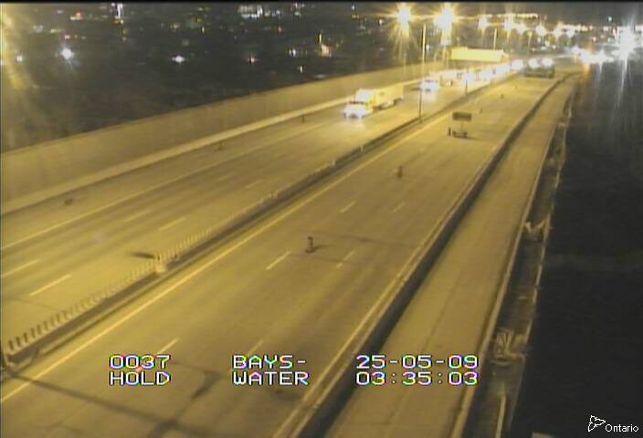 Traffic camera image at 2025-05-09 07:36:26