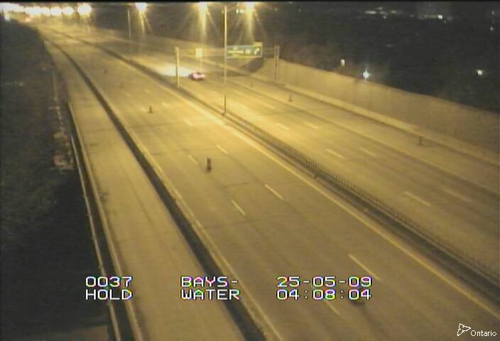 Traffic camera image at 2025-05-09 08:10:51
