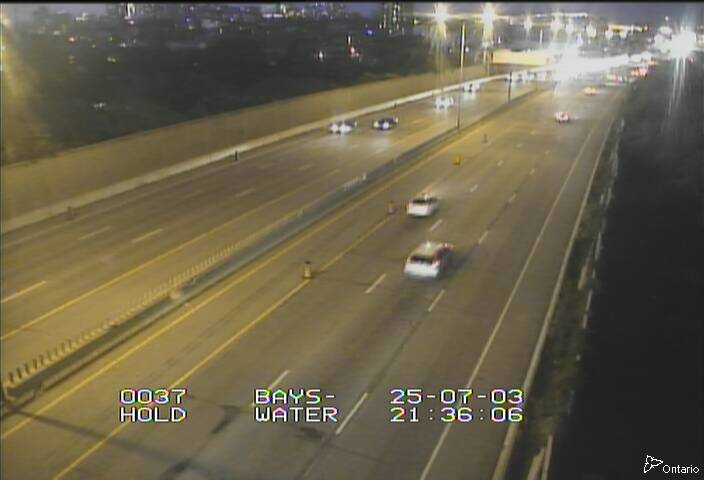 Traffic camera image at 2025-07-04 01:37:38