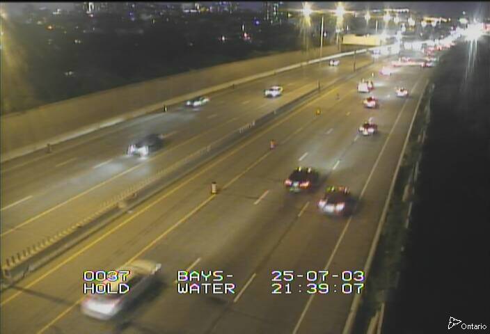 Traffic camera image at 2025-07-04 01:41:04