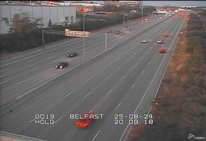 Traffic camera image at 2025-08-25 00:10:59