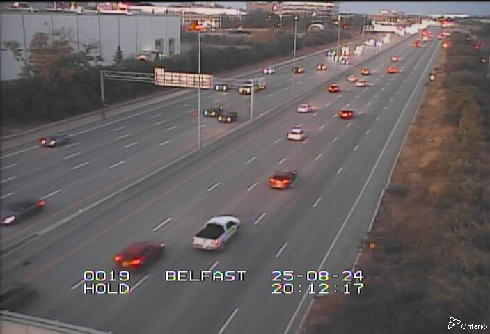 Traffic camera image at 2025-08-25 00:16:02