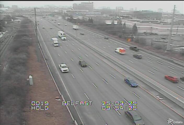 Traffic camera image at 2025-03-25 14:00:50