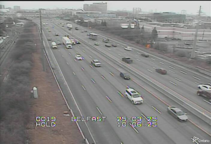 Traffic camera image at 2025-03-25 14:10:48