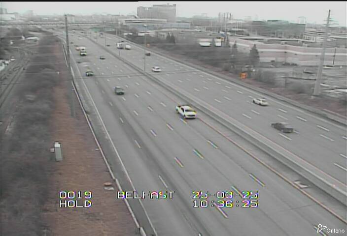 Traffic camera image at 2025-03-25 14:40:45