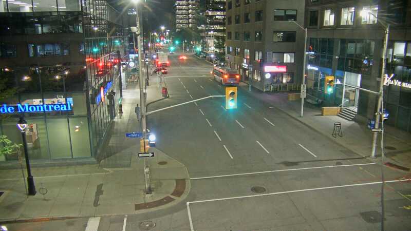 Traffic camera image at 2025-09-18 00:35:56