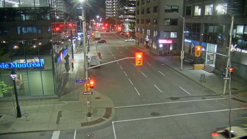 Traffic camera image at 2025-09-18 01:01:51