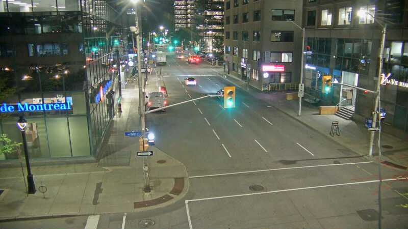 Traffic camera image at 2025-09-18 01:11:03