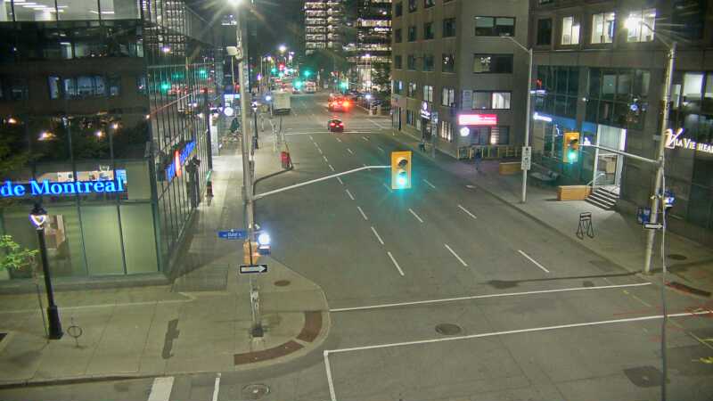 Traffic camera image at 2025-09-18 01:16:00