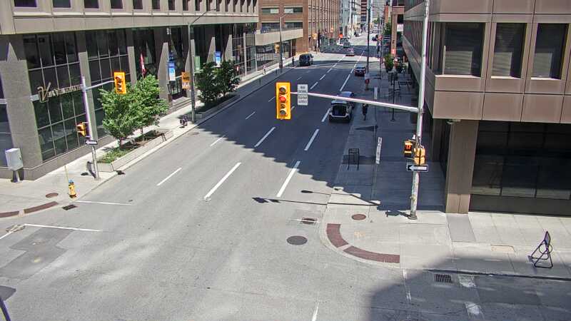 Traffic camera image at 2025-06-30 17:26:20
