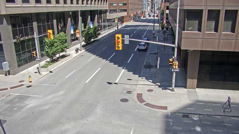 Traffic camera image at 2025-06-30 17:31:15