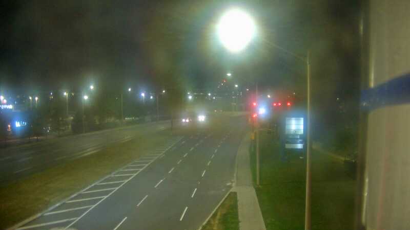 Traffic camera image at 2025-08-04 01:36:04