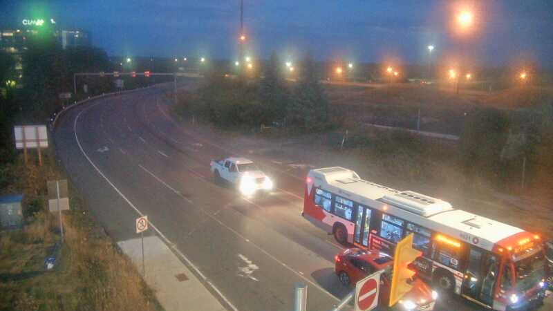 Traffic camera image at 2025-08-25 00:25:57