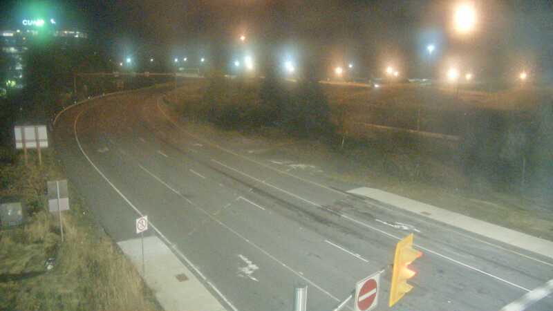 Traffic camera image at 2025-08-25 04:16:02