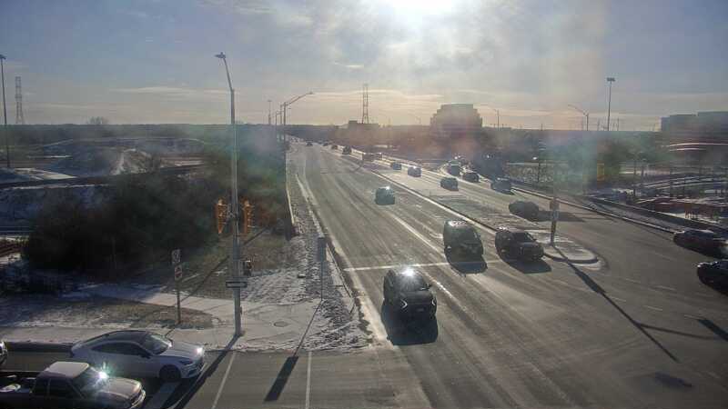 Traffic camera image at 2024-12-21 15:15:54