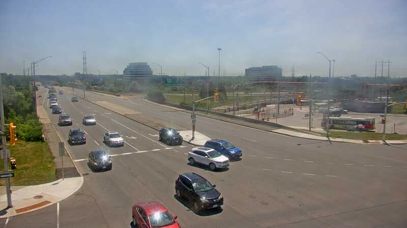Traffic camera image at 2025-06-30 17:11:13