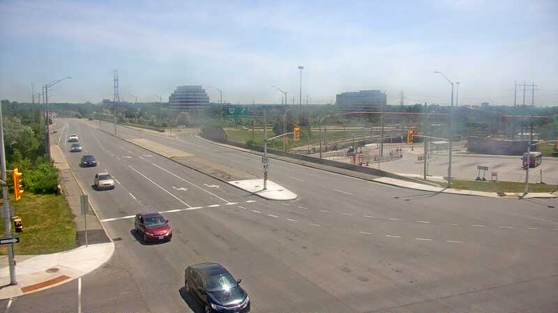 Traffic camera image at 2025-06-30 18:01:02