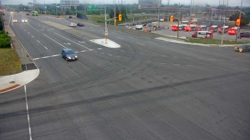 Traffic camera image at 2025-07-31 00:21:02